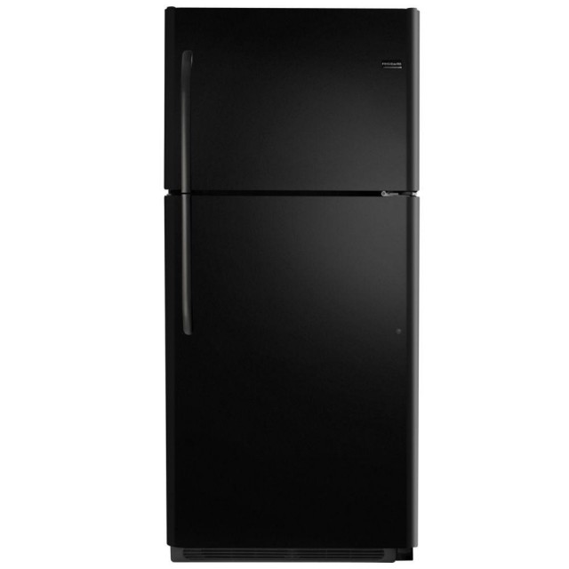 Frigidaire FFHT2131QE 20.5-cu ft Top-Freezer Refrigerator (Black) ENERGY STAR