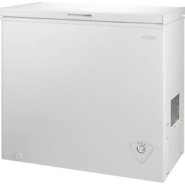 Insignia NS-CZ70WH6 7.0 Cu. Ft. Chest Freezer - White